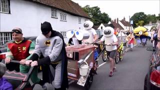 preview picture of video 'East Bergholt Pram Race May 2014'