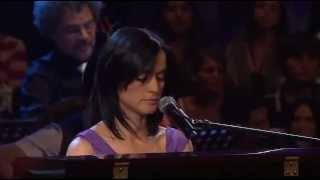 Julieta Venegas - Mírame Bien (Tradução)