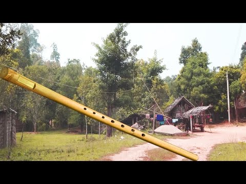 Hmoob Raj nplaim - nco kuv tus me hluas nkauj