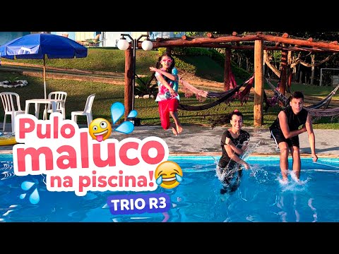Trio R3 - Pulo Maluco na Piscina 🤸🏻‍♂️💦