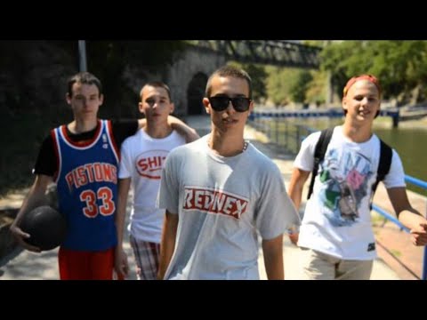 Em Emej ft. Devito - Odvrni samo rep (Official video 2012)