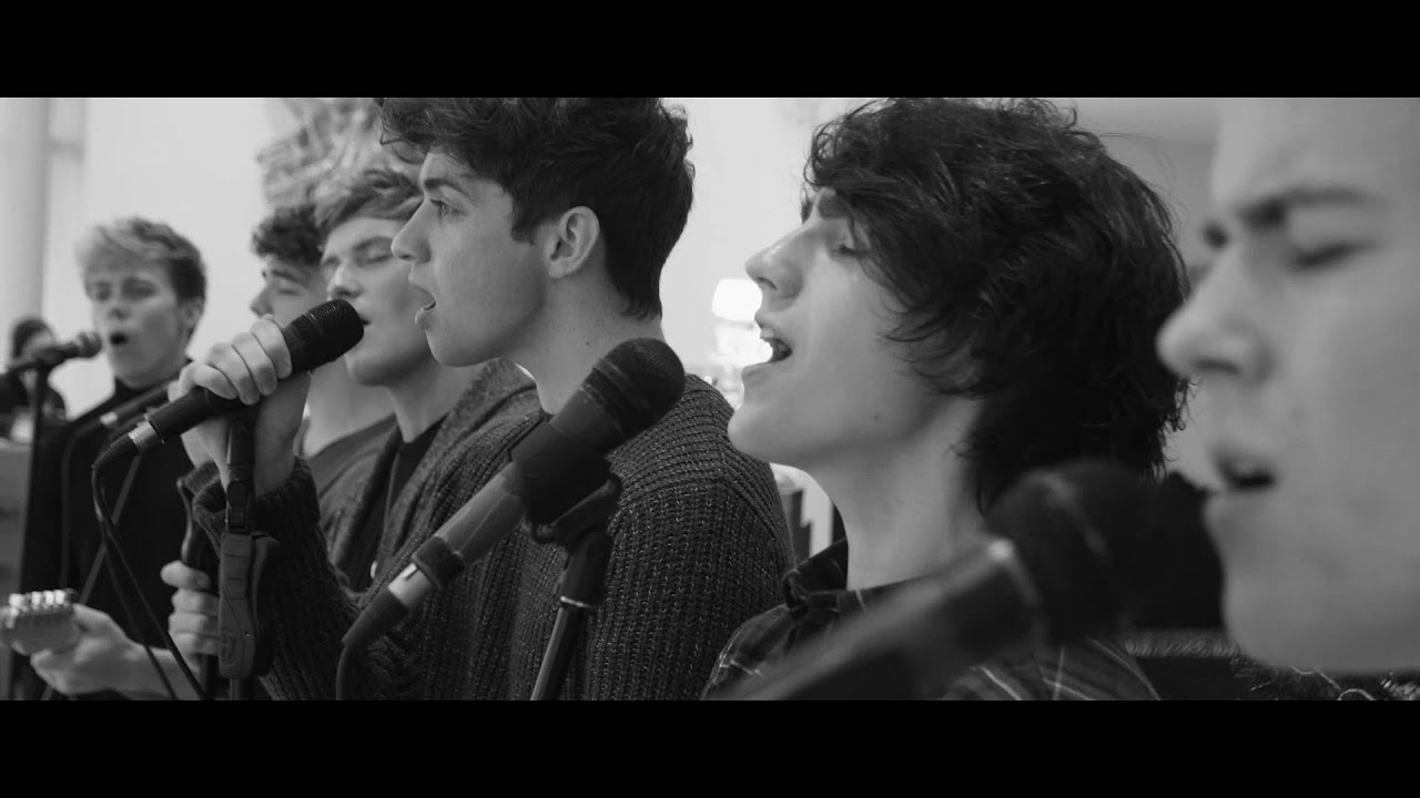 HomeTown – Oh Holy Night