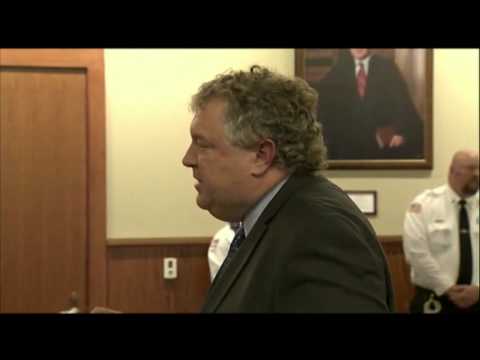 Ex-NFL Star Aaron Hernandez Back in Court