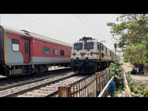Superfast+express+maalgadi#train #railtrack #highspeedtrain #railway #passengertrain#expresstrain 