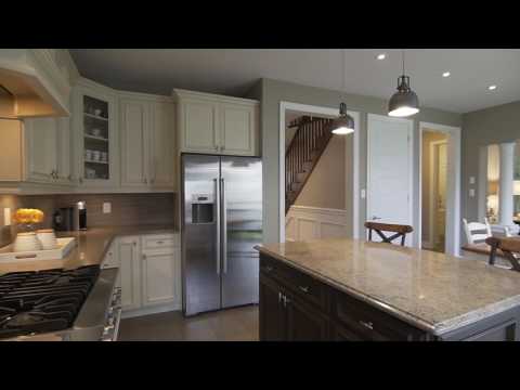 325 Laundon Terrace - Milton