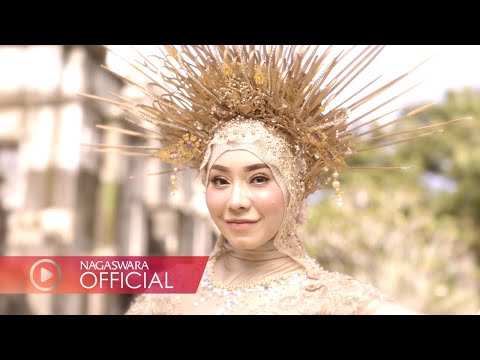 Baby Sexyola - Cinta Gila (Official Music Video NAGASWARA) #music