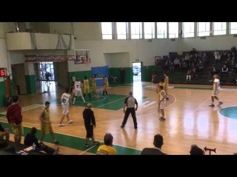 XXL Bergamo - CSA Agrate, azioni e canestri