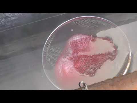 瀬波温泉（温泉櫓と足湯）（村上市）Hot spring well tower and footbaths at Senami Onsen Resort in Murakami, Japan