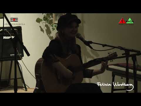 250321 Felisia Westberg solo @ Gävle Yogaskola