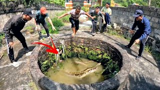 Brave Hunter Rescued 10 Giant Snakes From The Well