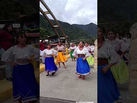 Desfile folklórico Rio Verde Baños Tungurahua Ecuador #arte #cultura #tradicion