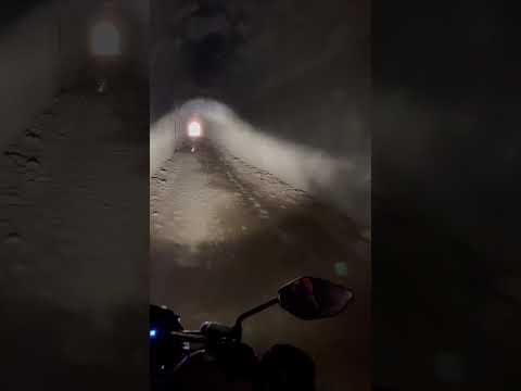 Travessia do túnel da antiga linha férrea em Serra da Saudade-MG