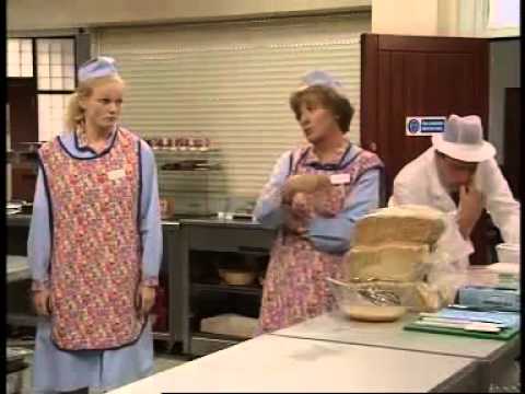 BBC Dinnerladies  S2E1   Catering Comedy)
