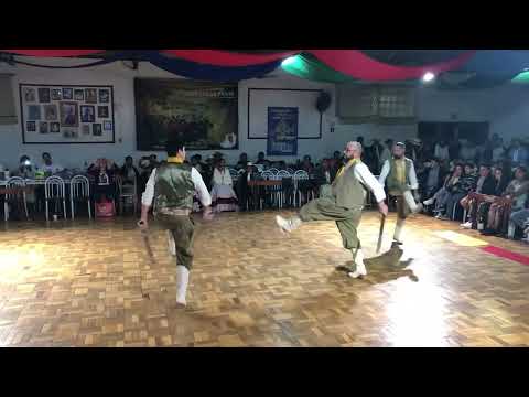 Dança dos facões - Grupo Chaleira Preta de Cruz Alta-RS.