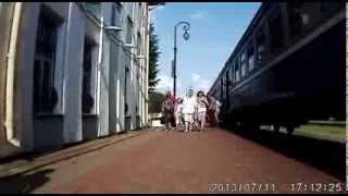 preview picture of video 'Прибытие поезда Витебск-Смоленск в Лиозно. Вокзал'