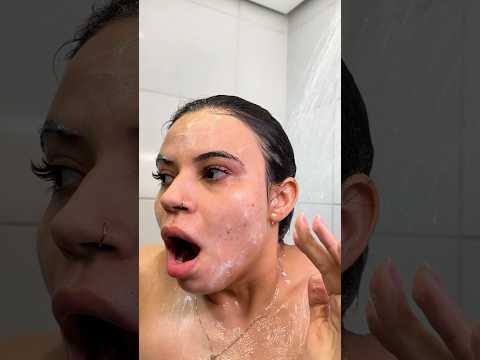 Rule Nº1: Don't drop soap in the shower #ViviUnicornio #ViviUnkcornioSprint