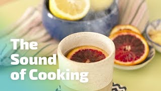 How to Make the BEST Ginger Lemon Honey Tea // Soothing for the throat with a boost of vitamin C