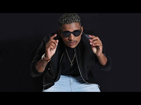 MC Denny e MC Kitinho - Ei ei ei as Novinha tão Lançando (DJ Kaio Mix)