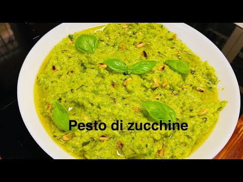 Pesto di zucchine. Ottimo per condire la pasta il riso,sul pane,sulle patate ￼