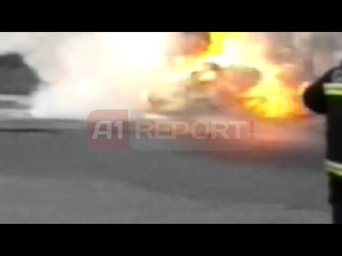 A1 Report - Laprakë, përfshihet nga flakët një makinë, dyshohet për një defekt