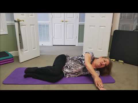 download lagu mp3 mp4 Chirocom, download lagu Chirocom gratis, unduh video klip Chirocom