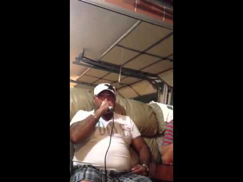 Tio con la comedia silente