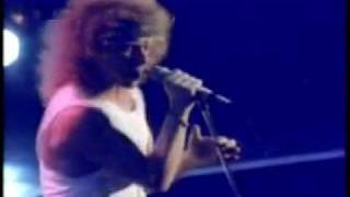 Waiting For A Girl Like You -Foreigner (Live)