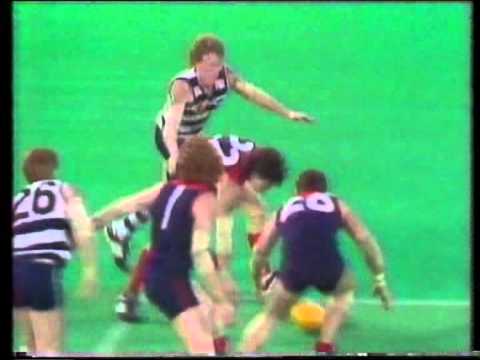 VFL Football flashbacks: 1989 Geelong v Melbourne in Toronto .