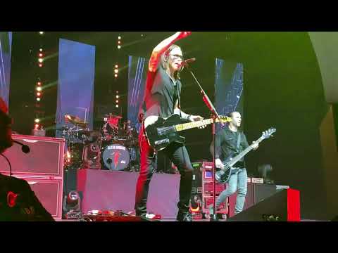 Videoclip de Native Son (Live) — Alter Bridge
