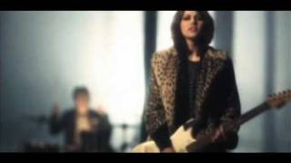 Blood Red Shoes - Light It Up.avi