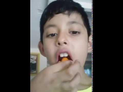 provando si los chetos son buenos :-)