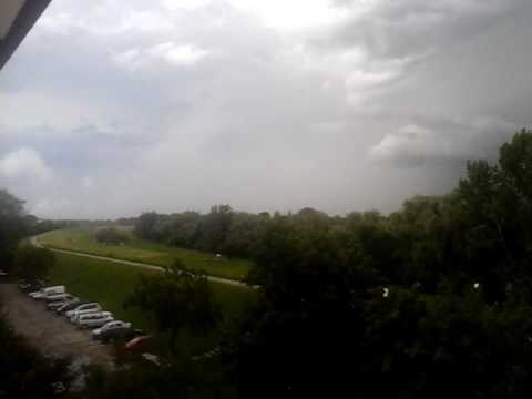 Satu mare de parca vine tornado