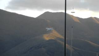 preview picture of video 'RLCE: Despegue Aeropuerto Ciudad de Catamayo'