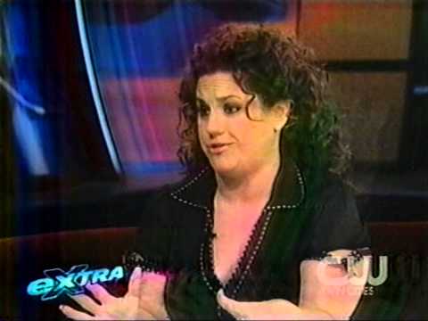 Hairspray's Marissa Jaret Winokur discusses her cervical cancer diagnosis on EXTRA.