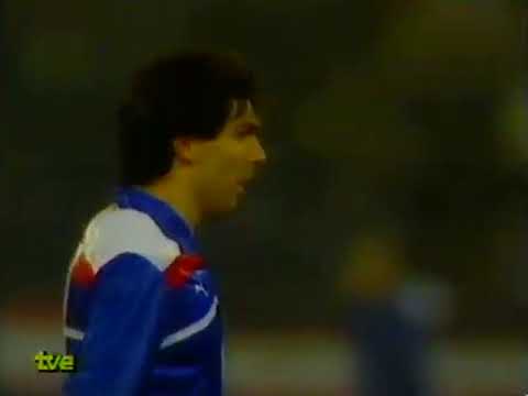 Recopa de Europa 1985/1986: Crvena Zvezda 0-2 Atlético Madrid (05/03/1986). Narración en español.