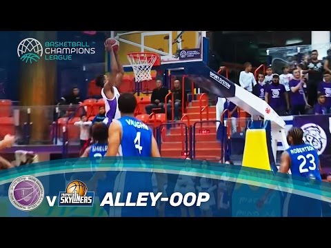 Nick Faust flies to the alley-oop vs. Fraport Skyliners
