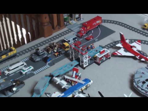 Vidéo LEGO City 3677 : Train de marchandises rouge