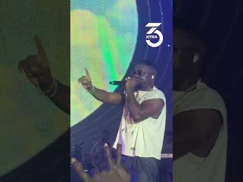 🕊️ Sarkodie pays homage to gospel icon Bernice Offei at Rapperholic 2026