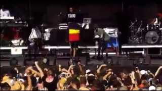 Wiz Khalifa - The Thrill (LIVE Hangout Music Fest 2014)
