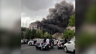 Acht Tote bei Brand in iranischem Einkaufszentrum – Ermittler nehmen Bauunternehmer ins Visier