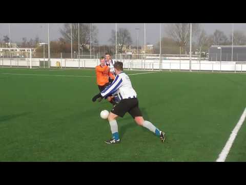 3-3-2018 IJFC 11 - VV De Meern 10 com 5-8  Doelpunt IJFC  (5-7)