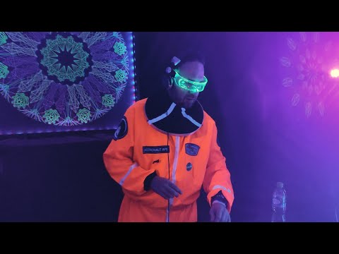 Mystic Sound Party (Winter Rave) part 7,  Astronaut Ape - "Halo 8000»