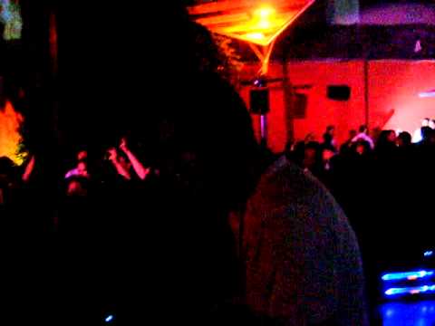 loca ibiza en jardines con vicente buitron