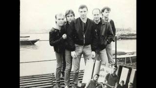 Never say never - The business (acustic) Sub.