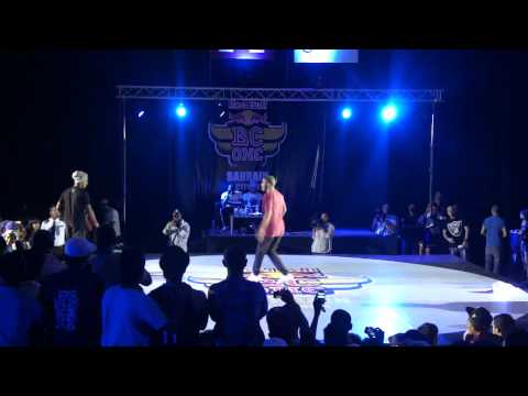 Red bull BC One cypher 2012 Bahrain - bboy zero Vs bboy dusty rock