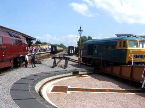 D1062 & D7017 at Minehead Turntable