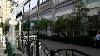 preview picture of video '2010.7.15 張江軌道電車 Zhangjiang Tram in Shanghai,China'