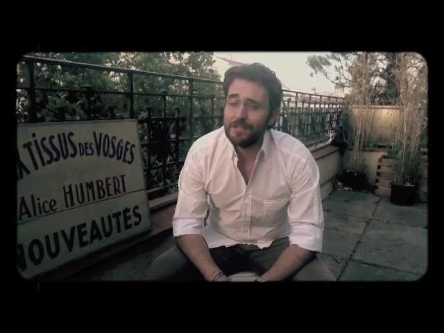 Vídeo relacionado con Una tienda en París (Edición 10.º aniversario) (Novela)