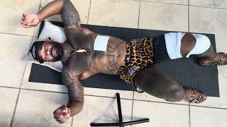 Download lagu The Real Tarzann skydiving accident update ! mp3