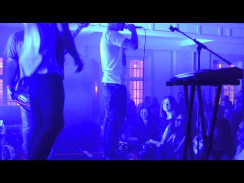 Chasing Greenlights - Support DÙNÈ